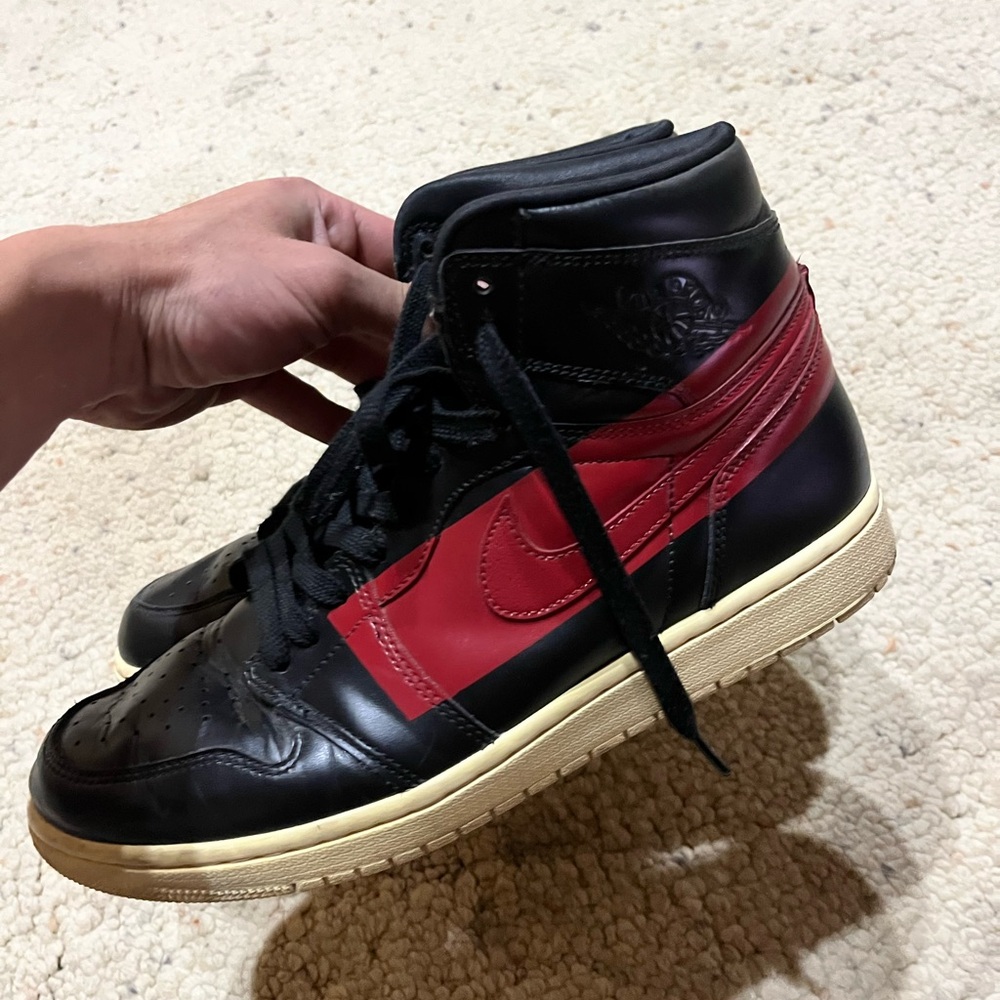 Jordan Black and Red “banned”
